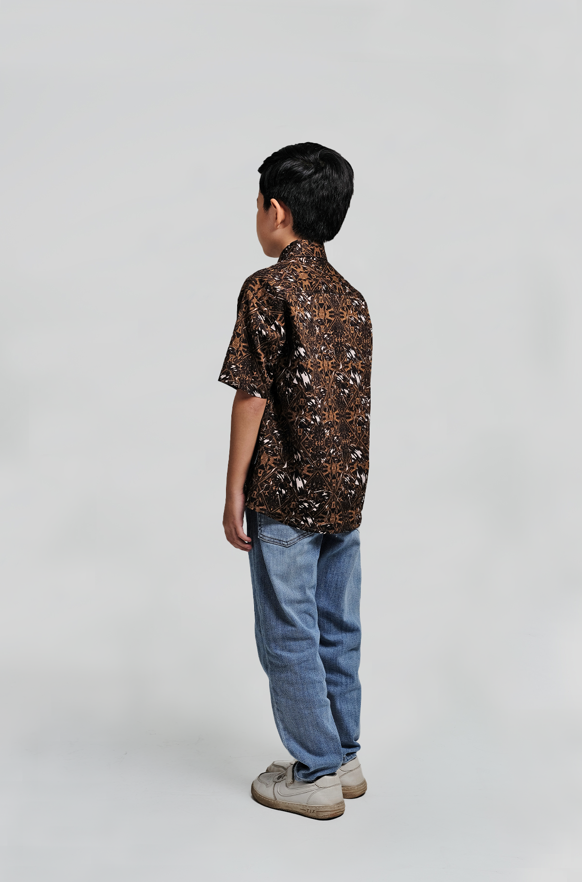 Nusantara Junior Gasing in Rose Smoke – Kapten Batik MY