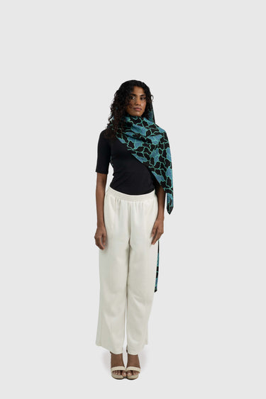 Kapten Batik Shawl Navy Blue Cracked Petals
