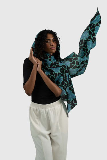Kapten Batik Shawl Navy Blue Cracked Petals