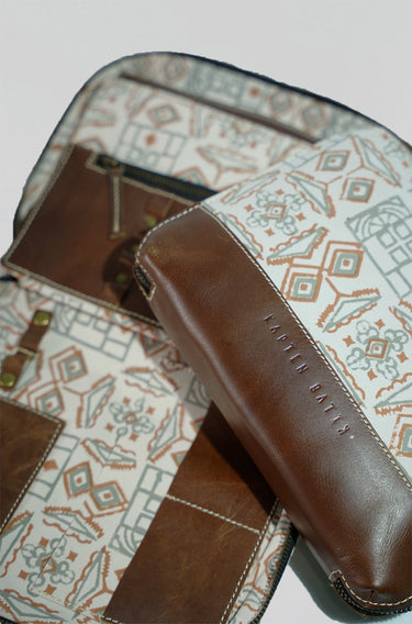 Artisanal Canvas Organizer in Royal