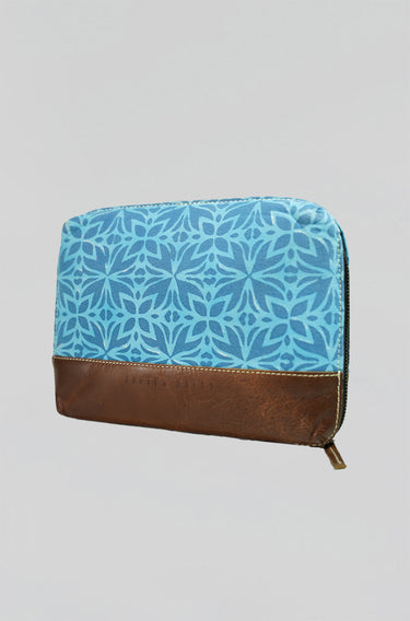 Artisanal Canvas Organizer in Petals