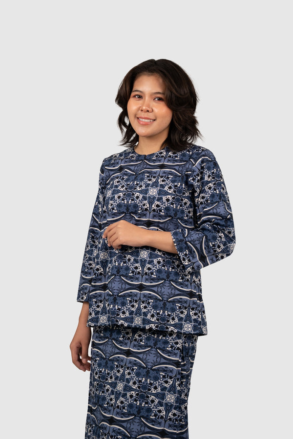 Kurung Kedah Set Gambus Arabesque in Insignia Blue