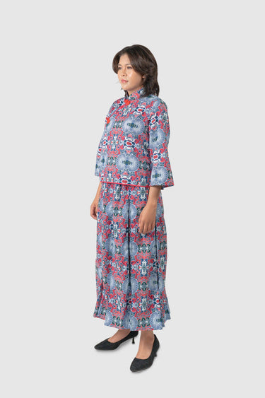 Nusantara Cheongsam Set Feast and Freedom in Viva Magenta