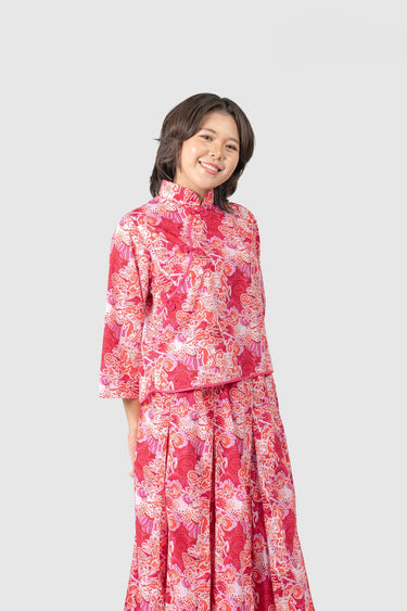 Nusantara Cheongsam Set Celestial Gallop in Very Berry