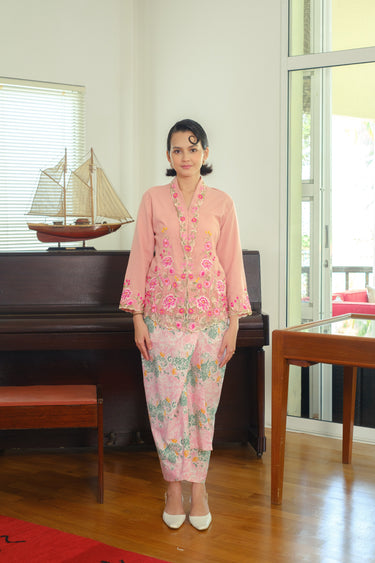 Kapten Batik x Tengku Zatashah Pareo - Dragon Clouds in Pink Jade