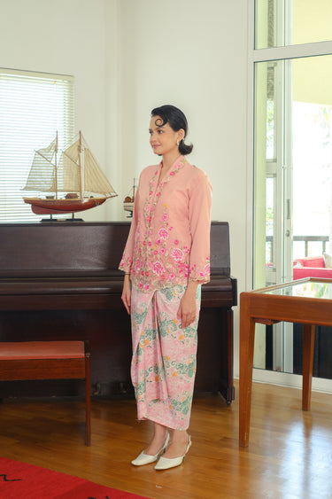 Kapten Batik x Tengku Zatashah Pareo - Dragon Clouds in Pink Jade
