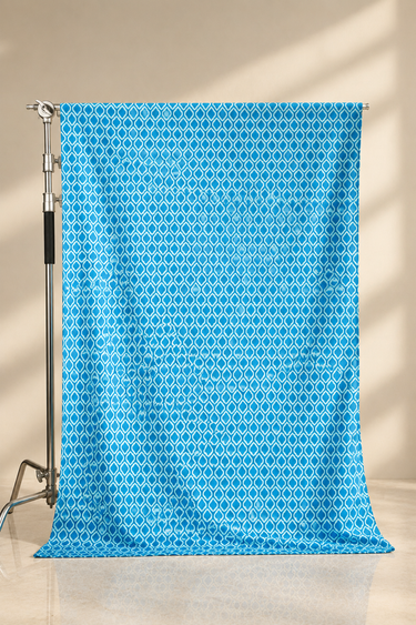 [ONLINE EXCLUSIVE] Fabrics 2.0 Meter Zeilige in Tiles Blue